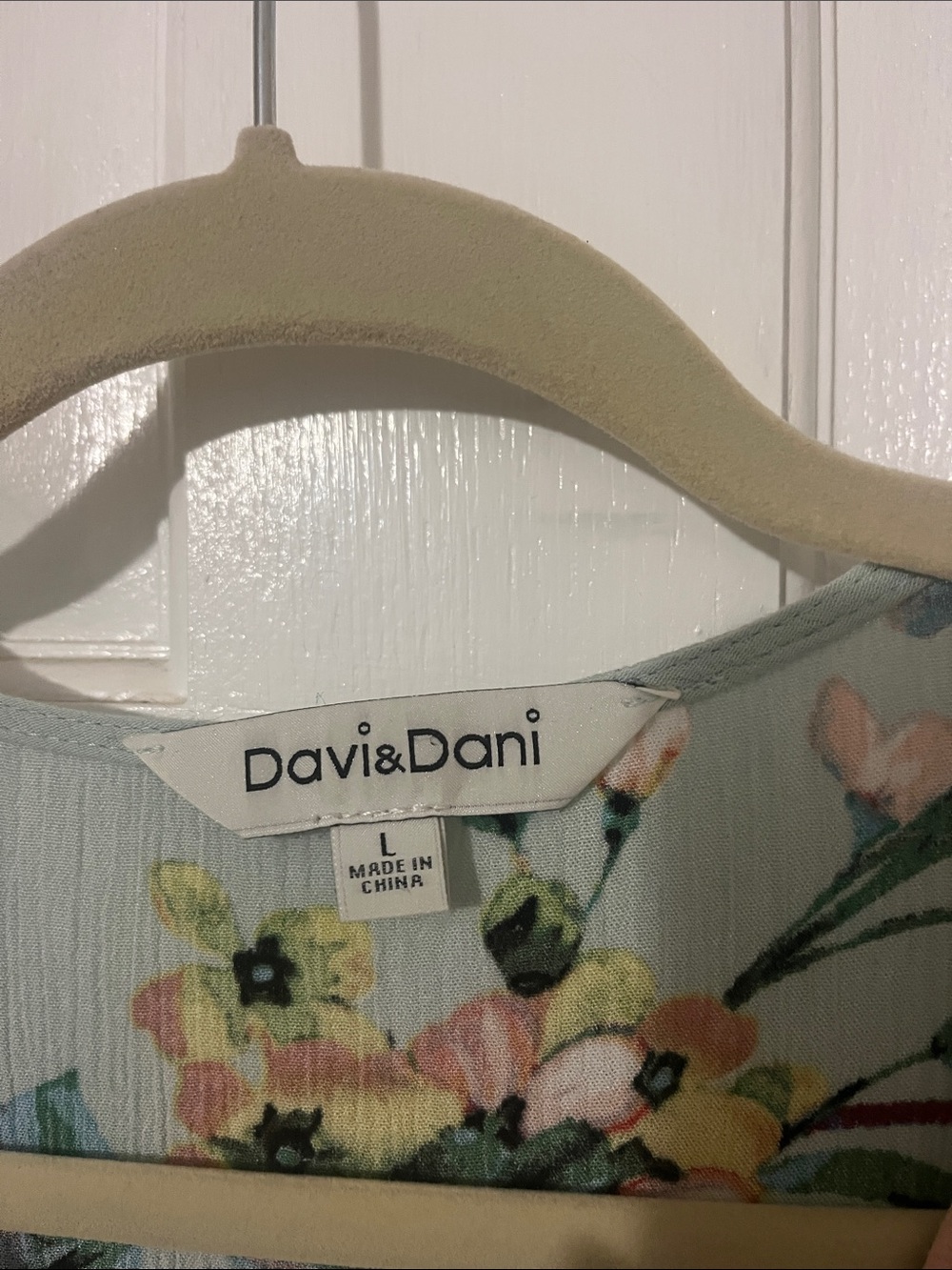 DAVI & DANI Mint Floral Tie-Front Blouse with Multicolor Blossoms - Picture 2 of 4